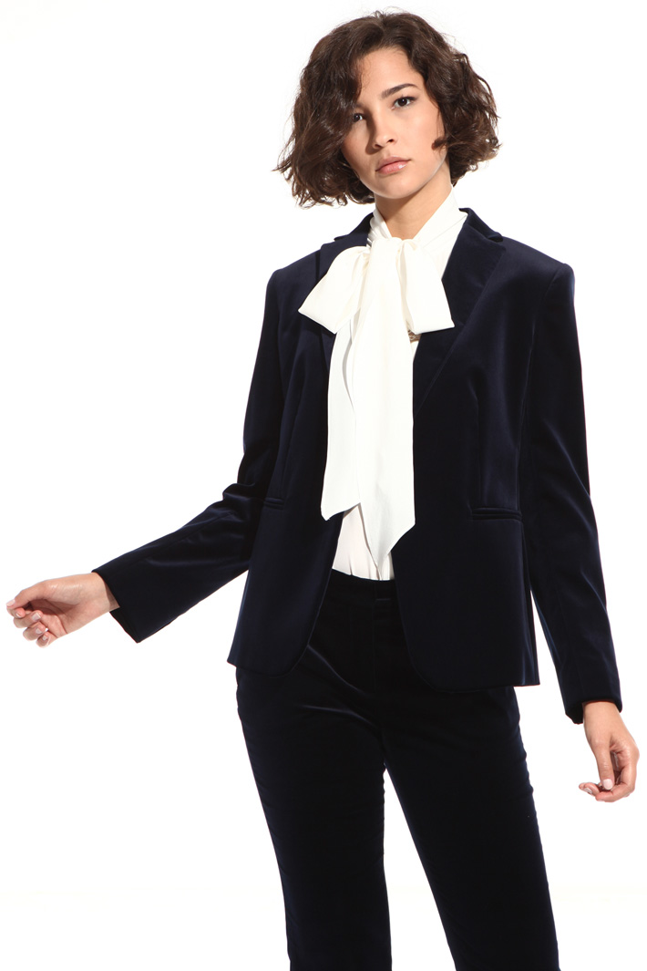 Velvet jacket
Intrend Velvet jacket
Intrend