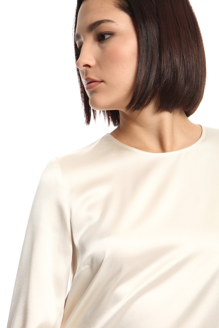 Silk satin blouse Intrend Silk satin blouse Intrend