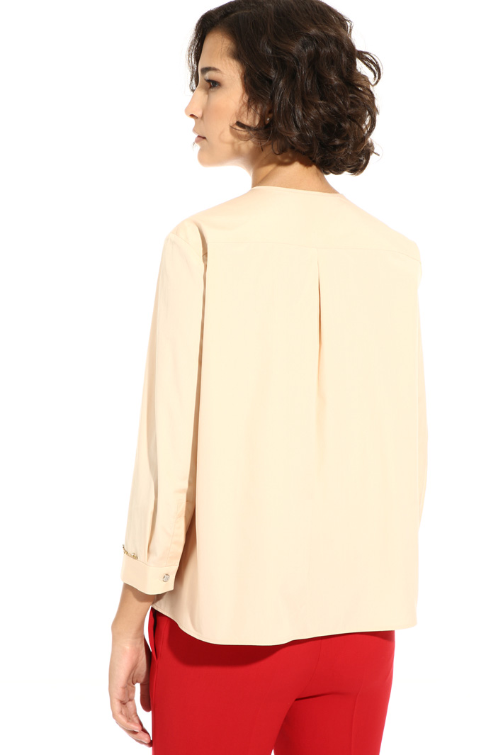 Flounced hem blouse Intrend Flounced hem blouse Intrend