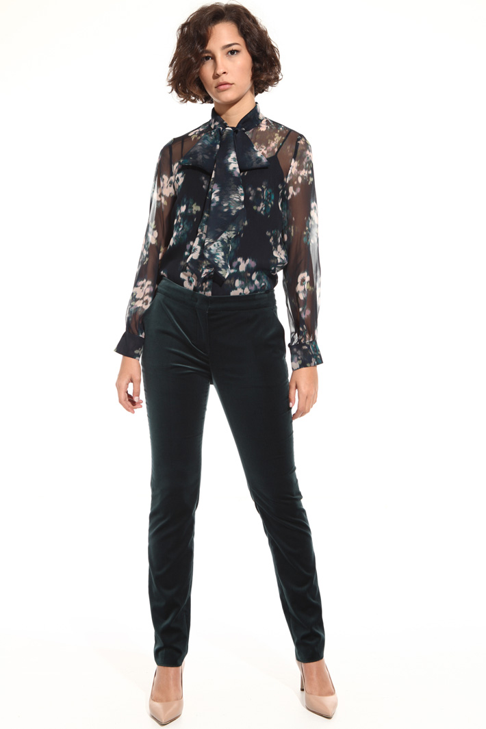 Fitted velvet trousers Intrend Fitted velvet trousers Intrend
