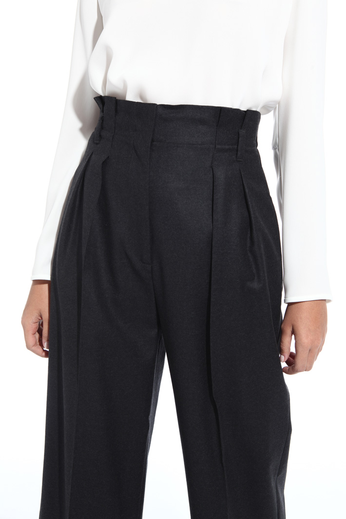Cropped flannel trousers Intrend Cropped flannel trousers Intrend