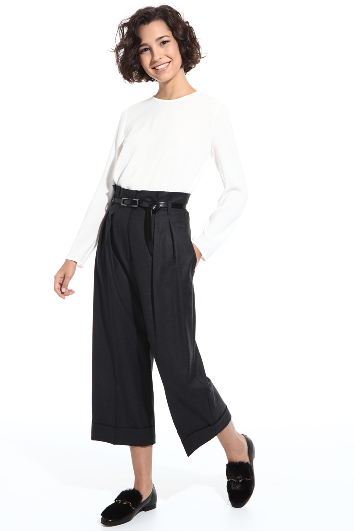 Cropped flannel trousers Intrend Cropped flannel trousers Intrend