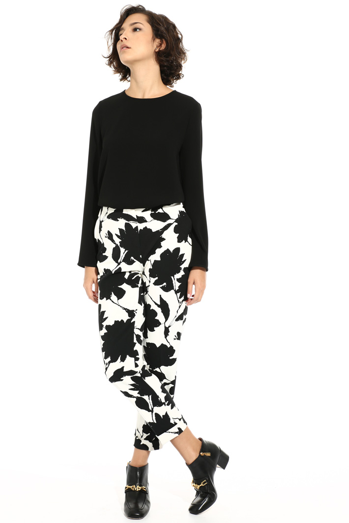 Cigarette trousers Intrend Cigarette trousers Intrend