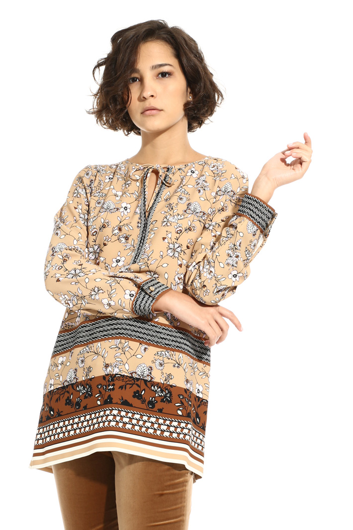 Printed cady blouse Intrend Printed cady blouse Intrend