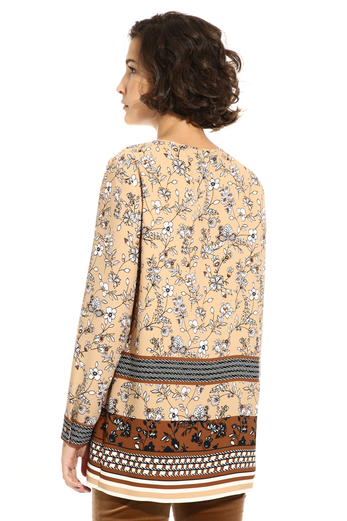Printed cady blouse Intrend Printed cady blouse Intrend