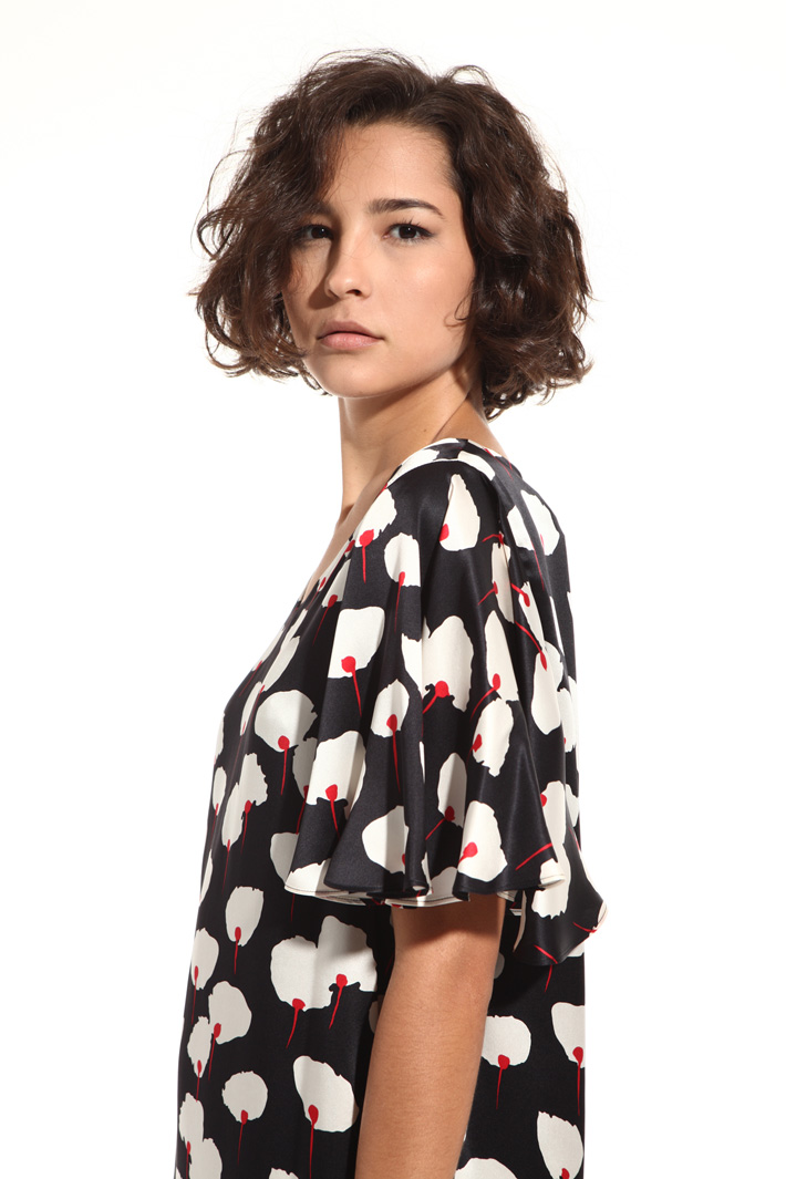Short dress in pure silk Intrend Short dress in pure silk Intrend