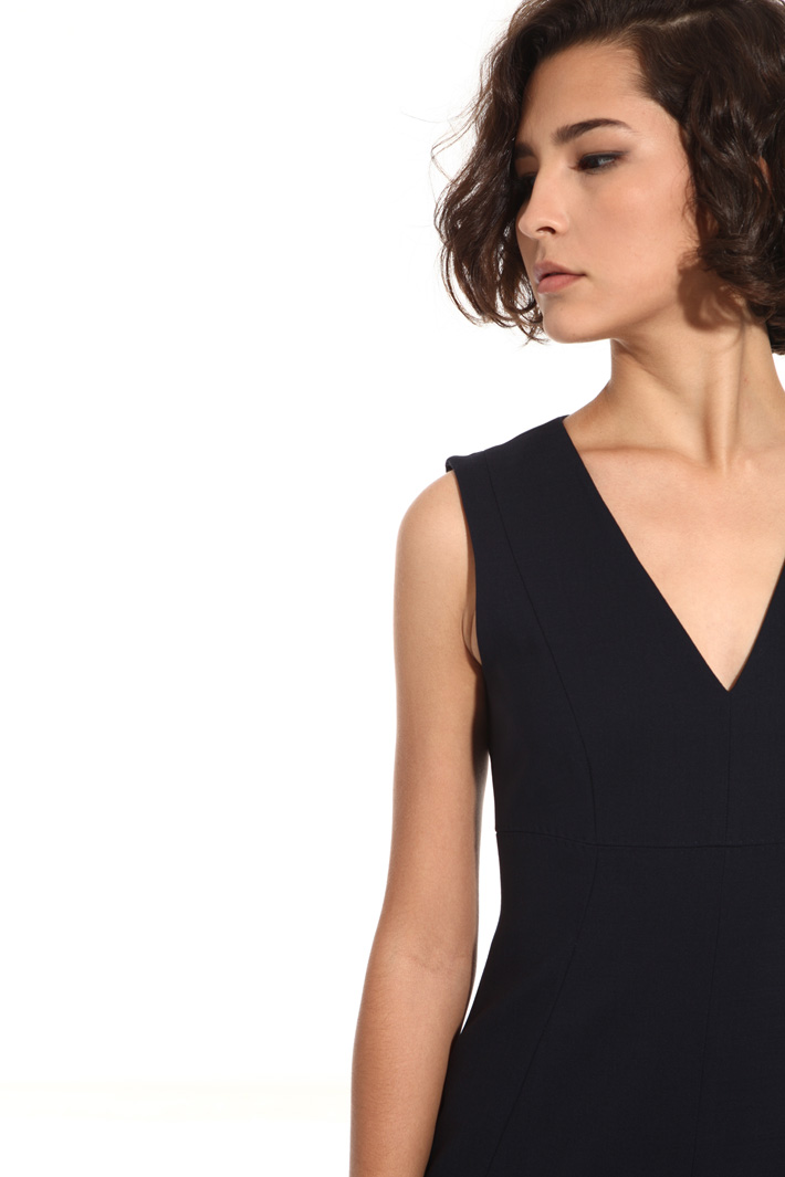 Sleeveless dress in pure wool Intrend Sleeveless dress in pure wool Intrend