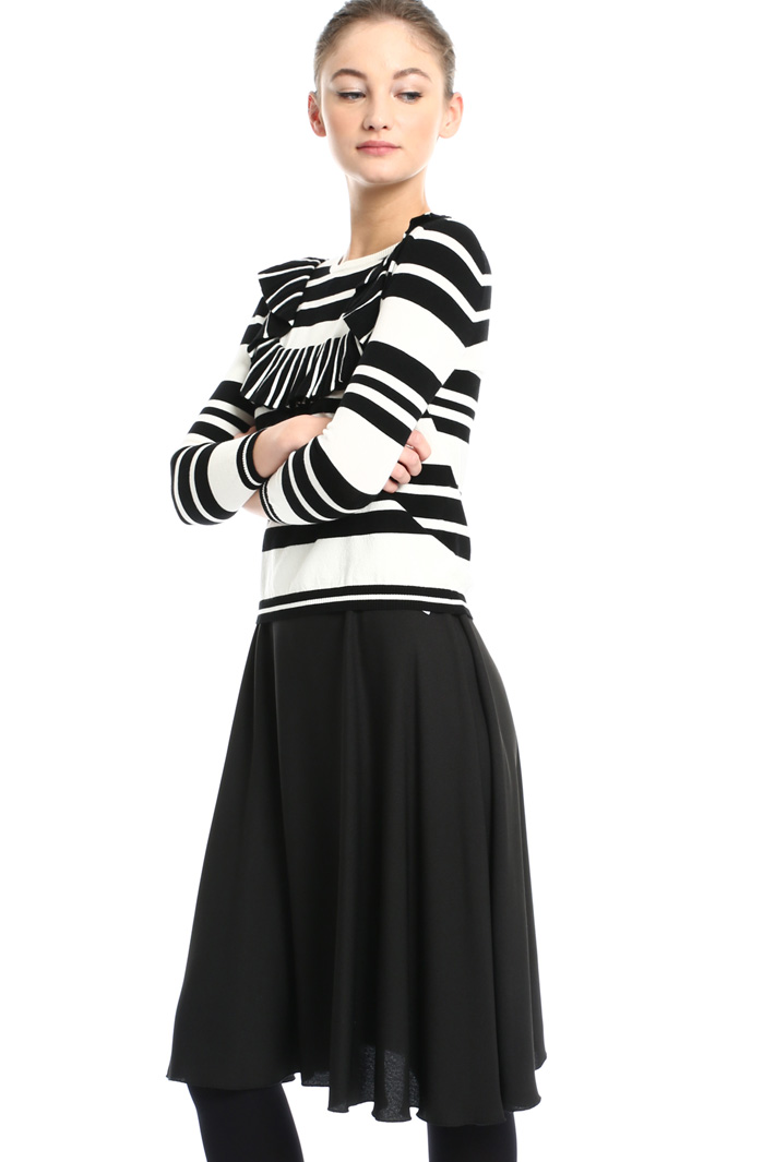Sweater overlay dress Intrend Sweater overlay dress Intrend