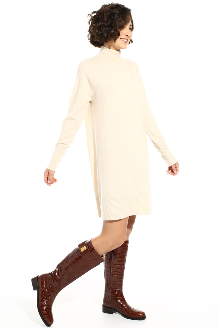 High neck knitted dress Intrend High neck knitted dress Intrend