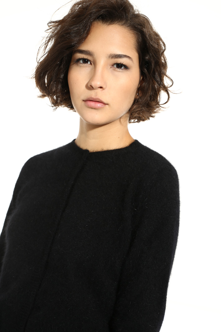 Angora cardigan
Intrend Angora cardigan
Intrend