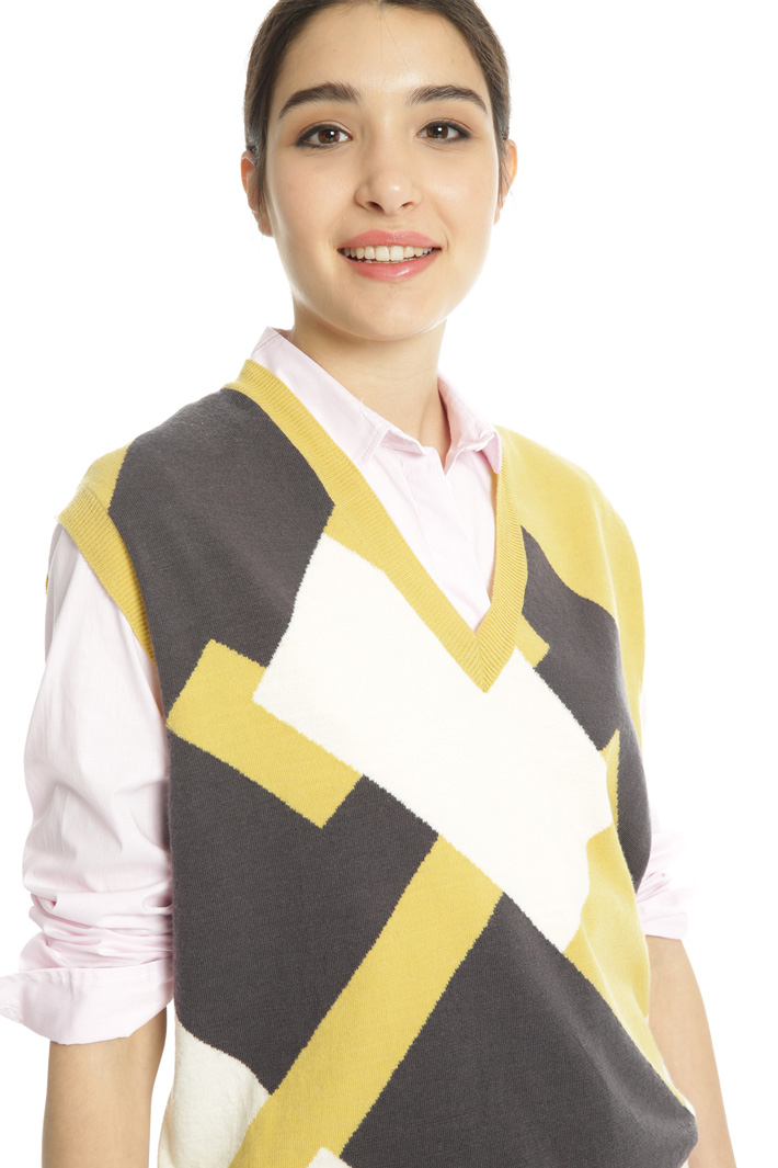 Geometrical intarsia vest Intrend Geometrical intarsia vest Intrend
