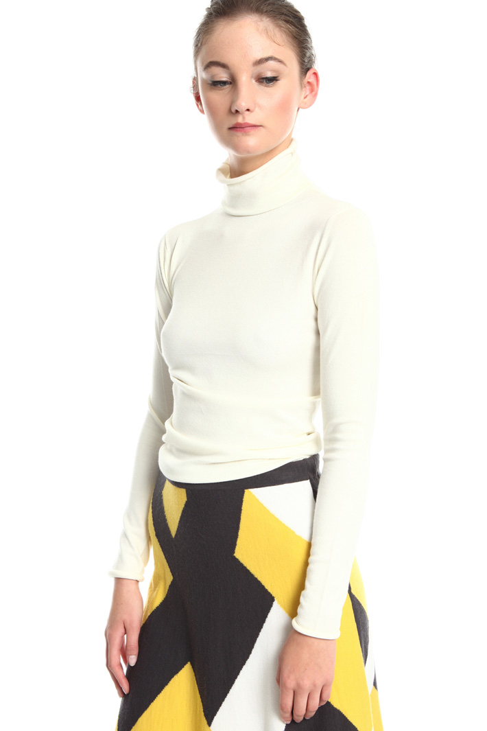 Viscose turtleneck top Intrend Viscose turtleneck top Intrend