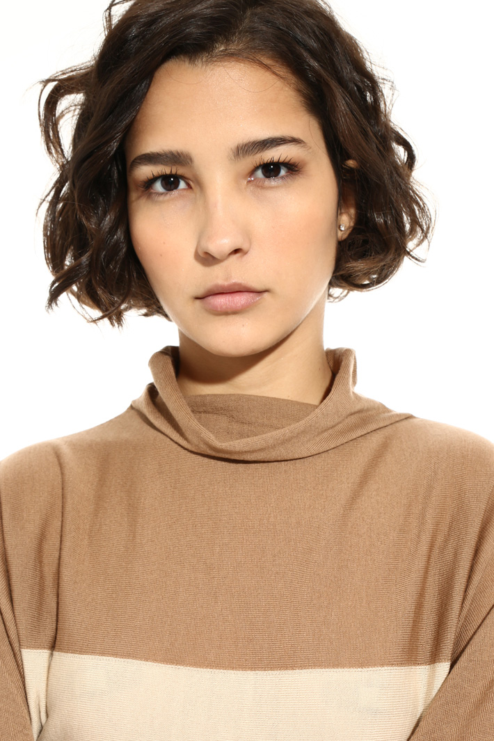 High neck sweater Intrend High neck sweater Intrend