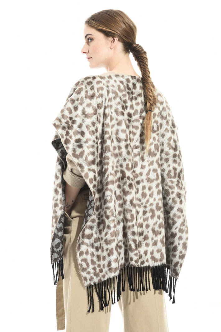 Fringed cape Intrend Fringed cape Intrend
