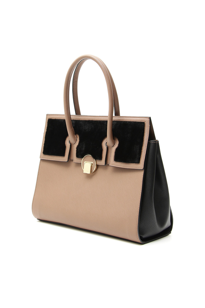 Removable flap bag Intrend Removable flap bag Intrend