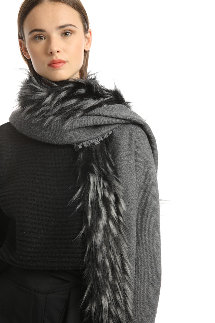 Fur-effect scarf Intrend Fur-effect scarf Intrend
