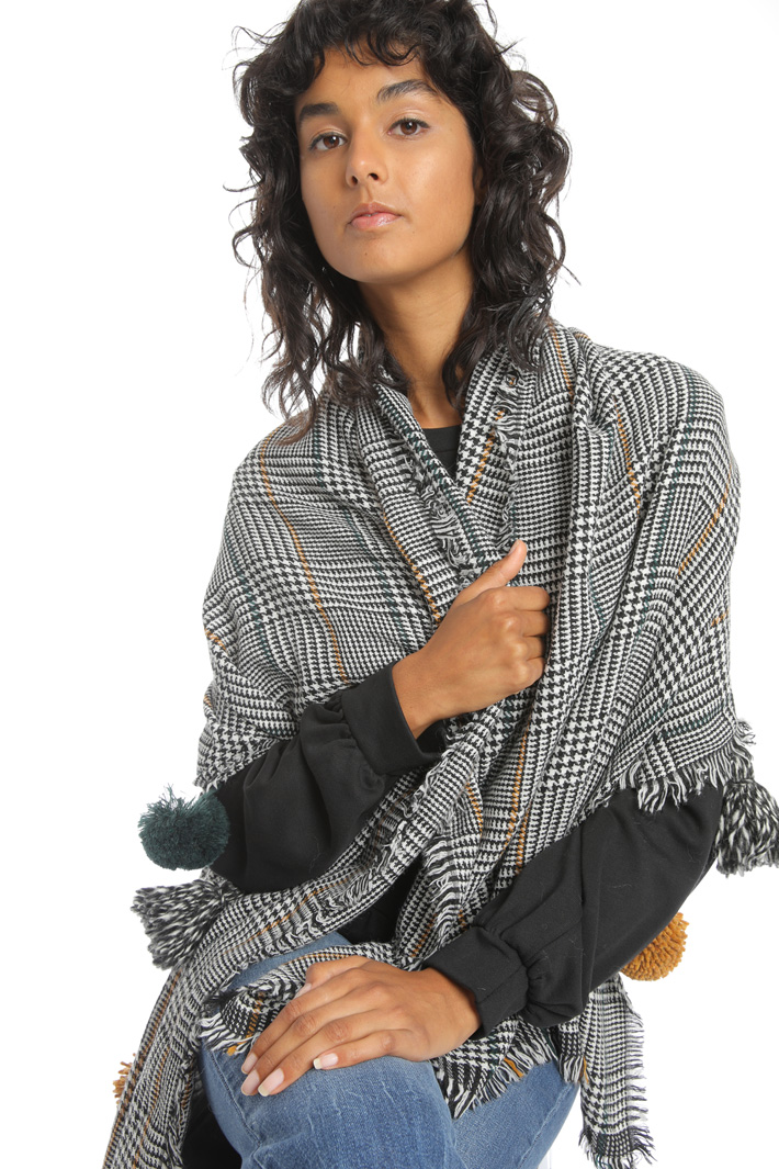 Maxi pompon scarf Intrend Maxi pompon scarf Intrend
