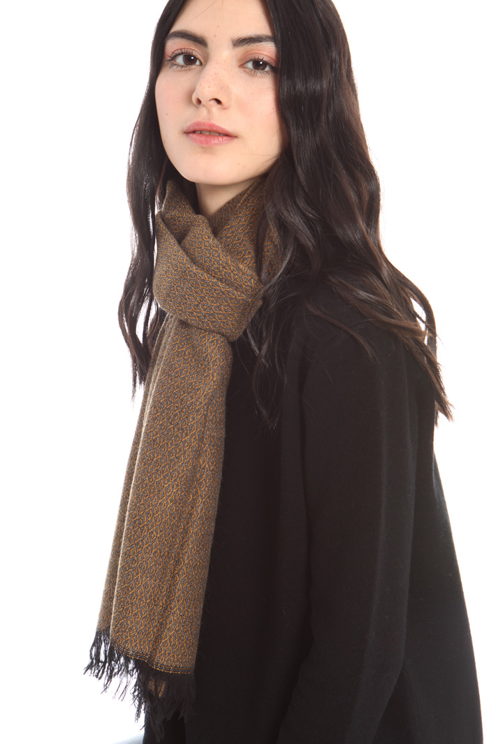 Soft viscose scarf Intrend Soft viscose scarf Intrend