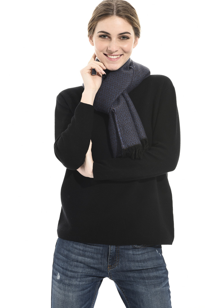 Soft viscose scarf Intrend Soft viscose scarf Intrend