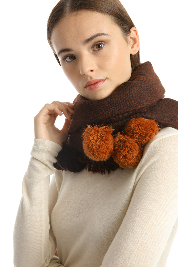 Soft pom pom scarf Intrend Soft pom pom scarf Intrend