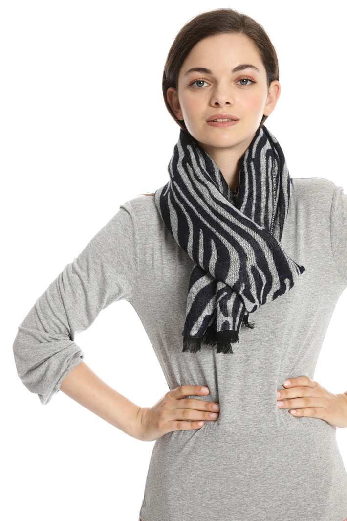 Soft jacquard scarf Intrend Soft jacquard scarf Intrend