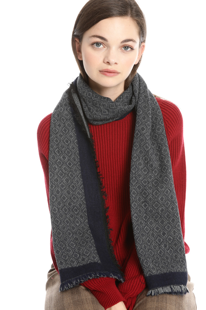 Fringed scarf Intrend Fringed scarf Intrend