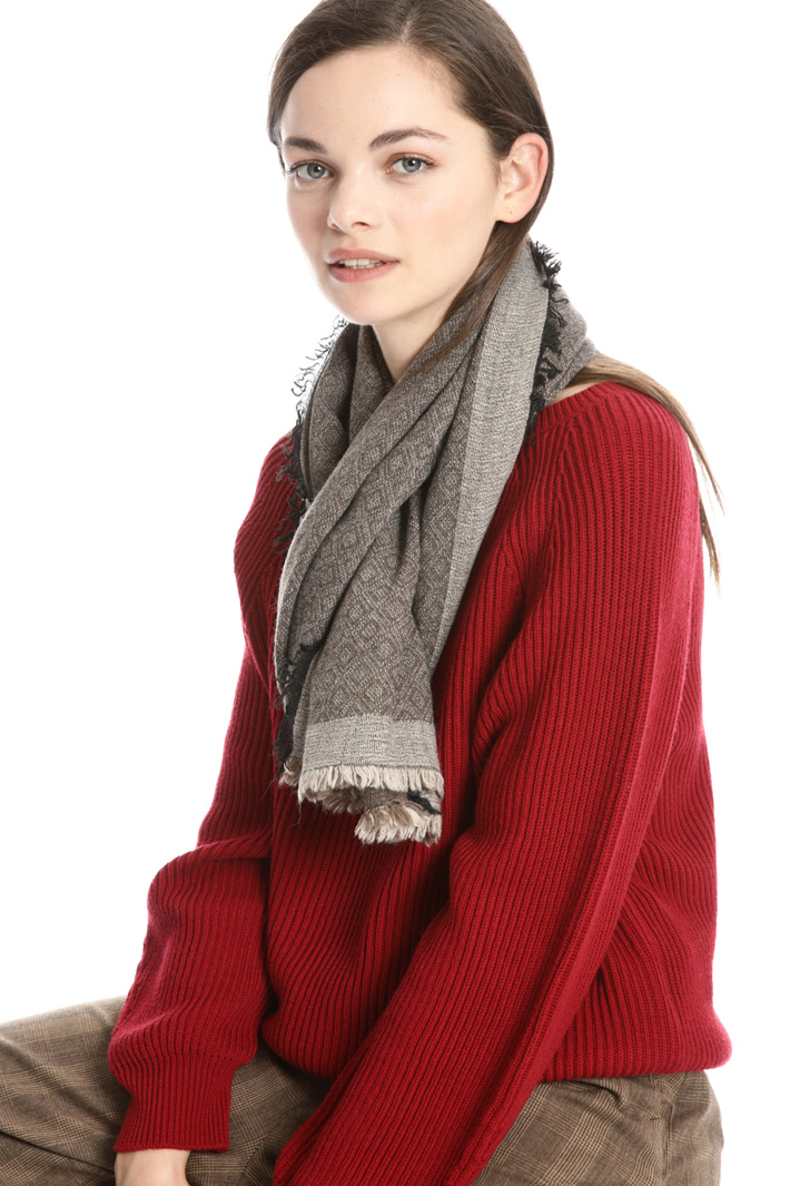 Fringed scarf Intrend Fringed scarf Intrend