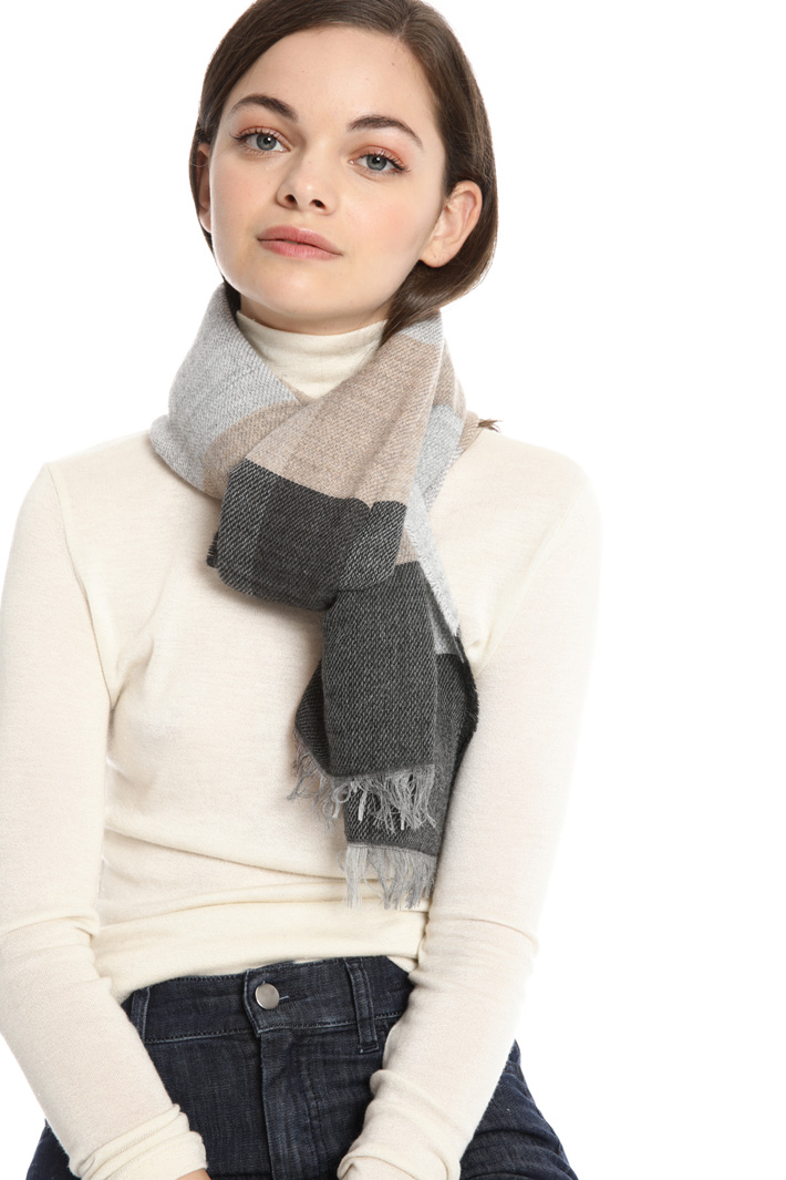 Soft wool and alpaca scarf Intrend Soft wool and alpaca scarf Intrend