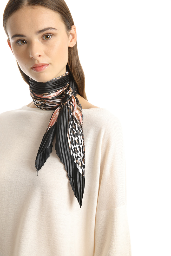 Viscose satin foulard Intrend Viscose satin foulard Intrend