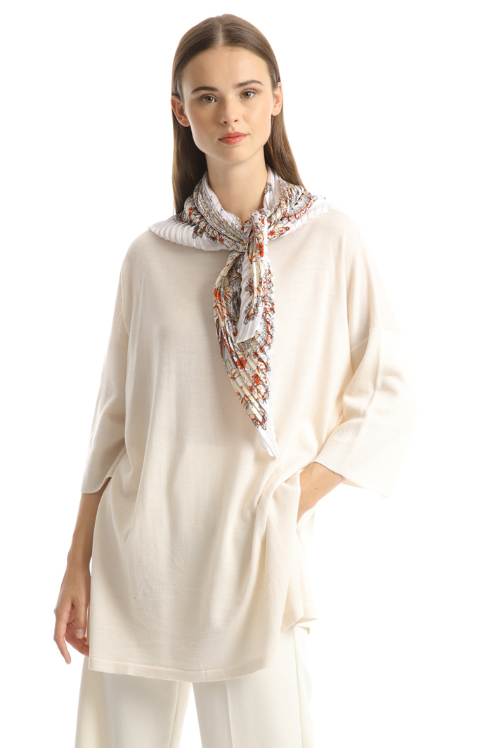 Printed satin foulard Intrend Printed satin foulard Intrend