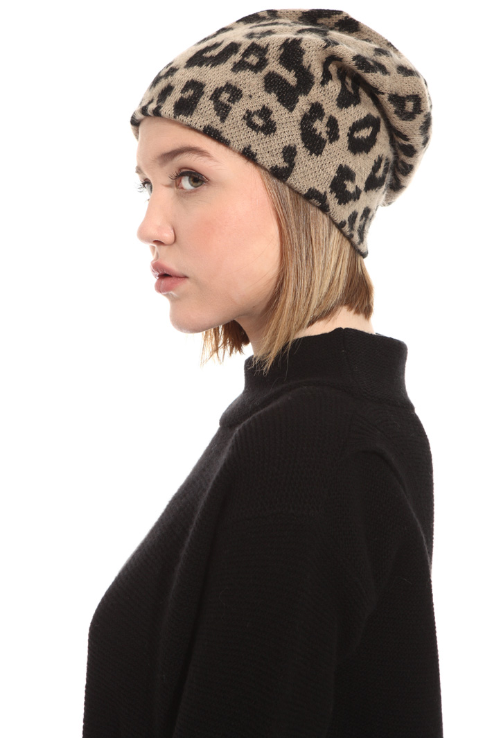 Animal print hat Intrend Animal print hat Intrend