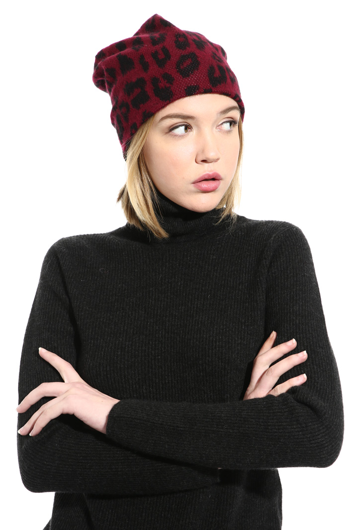 Animal print hat Intrend Animal print hat Intrend