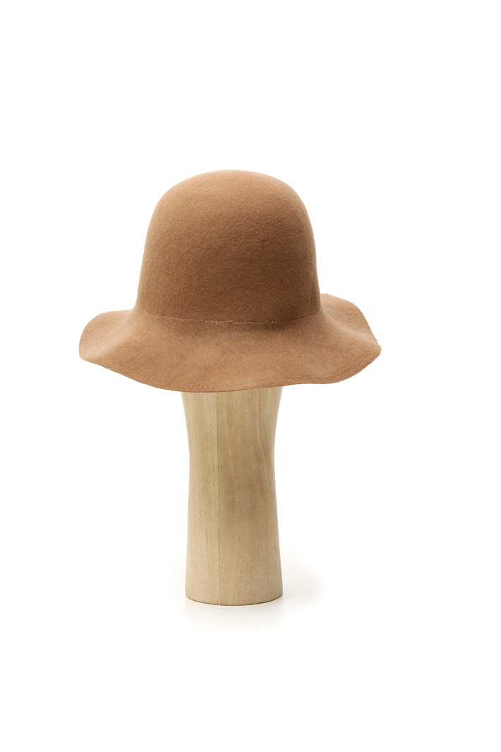 Wool cloche hat Intrend Wool cloche hat Intrend