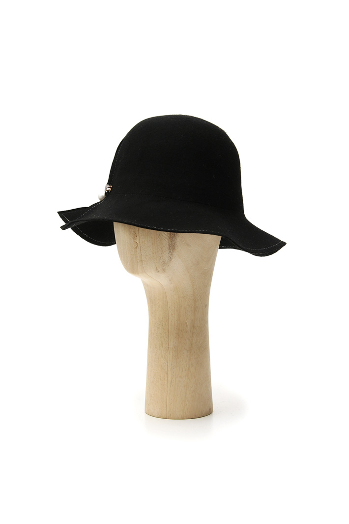 Wool cloche hat Intrend Wool cloche hat Intrend