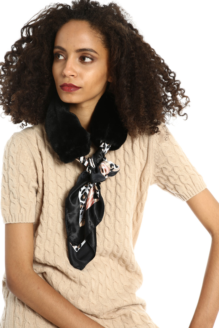 Fur collar Intrend Fur collar Intrend