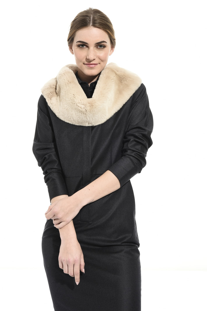 Short fur cape in lapin Intrend Short fur cape in lapin Intrend