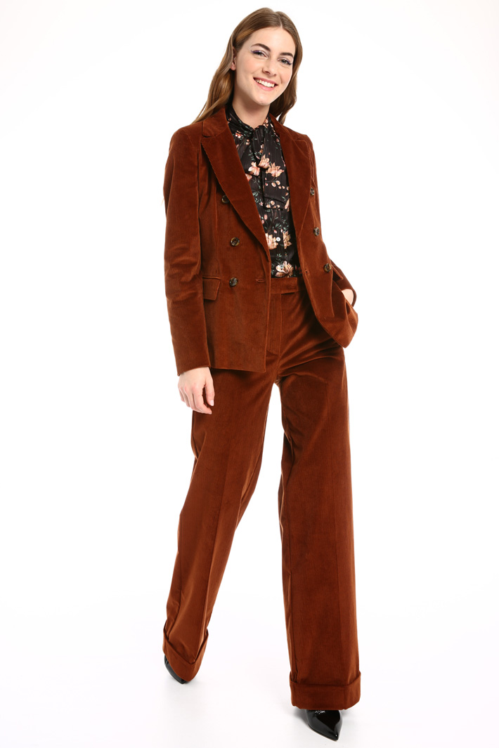 Double-breasted velvet jacket Intrend Double-breasted velvet jacket Intrend
