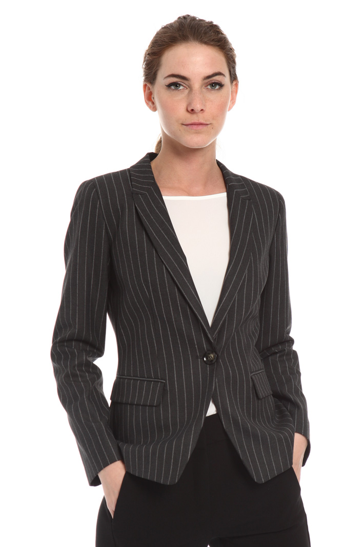 Fitted pinstripe blazer Intrend Fitted pinstripe blazer Intrend