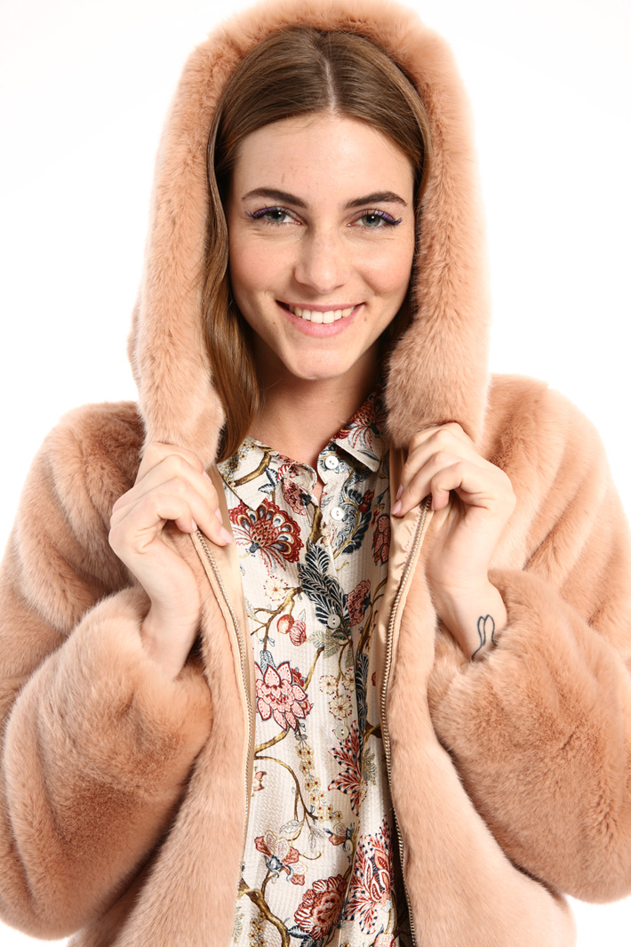 Fur-effect bomber jacket Intrend Fur-effect bomber jacket Intrend