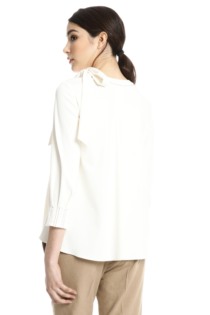 Stretch fluid blouse Intrend Stretch fluid blouse Intrend