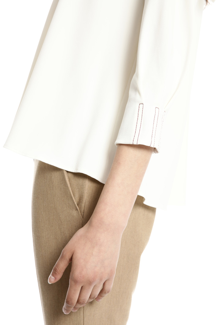 Stretch fluid blouse Intrend Stretch fluid blouse Intrend