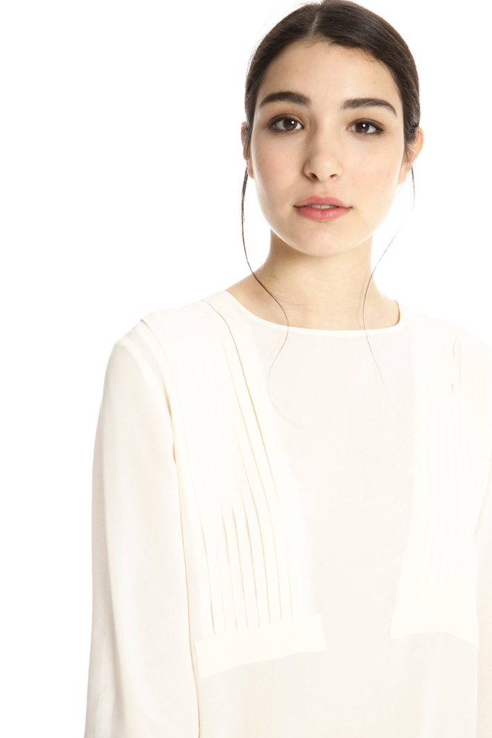 Viscose crepe blouse Intrend Viscose crepe blouse Intrend