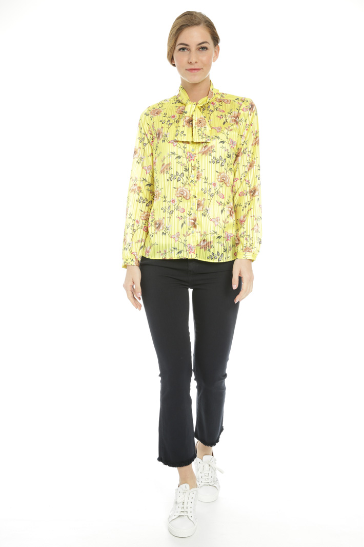 Chiffon shirt with top Intrend Chiffon shirt with top Intrend