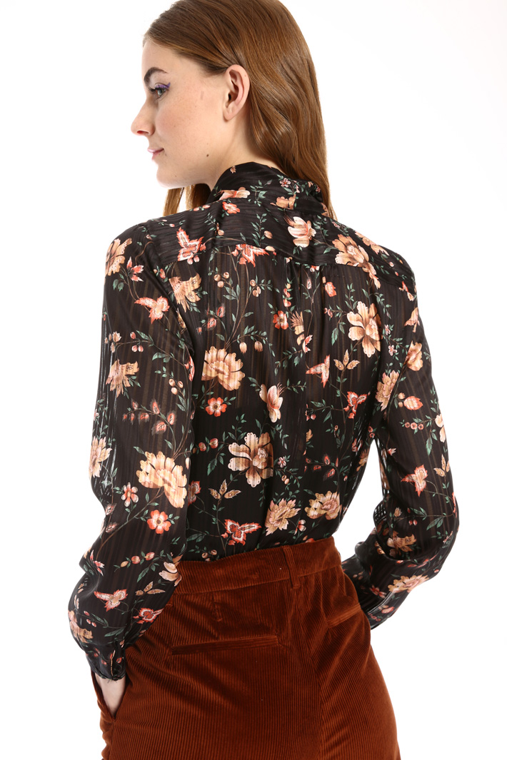 Chiffon shirt with top Intrend Chiffon shirt with top Intrend