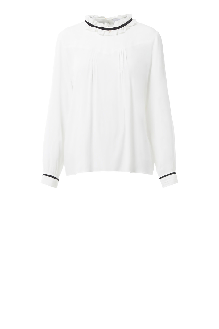 Crepe fabric blouse with cuffs Intrend Crepe fabric blouse with cuffs Intrend