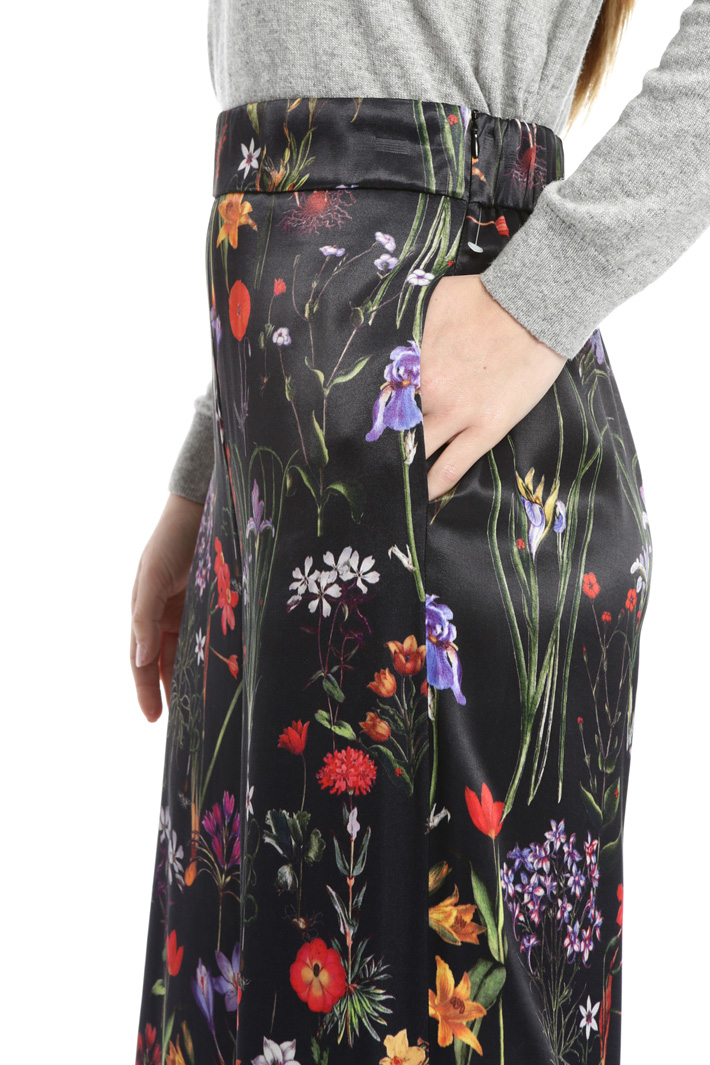 Printed fluid trousers Intrend Printed fluid trousers Intrend