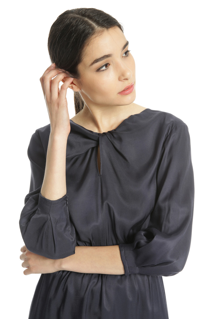Viscose twill dress Intrend Viscose twill dress Intrend