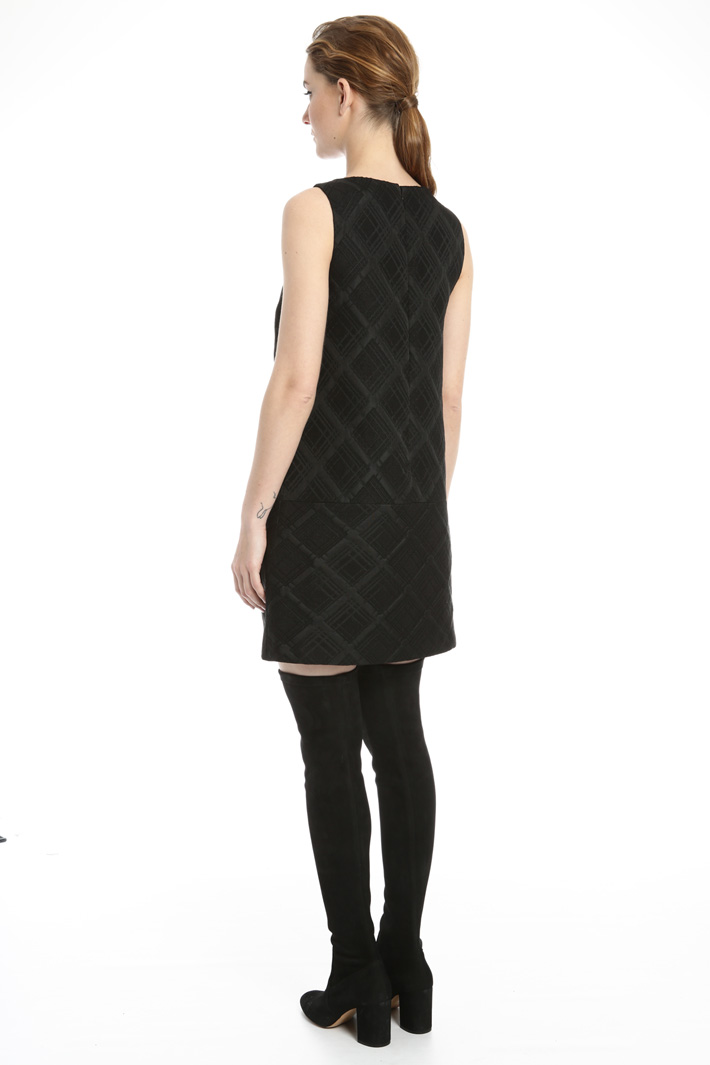 A-line matelassé dress Intrend A-line matelassé dress Intrend