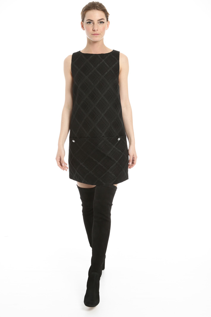 A-line matelassé dress Intrend A-line matelassé dress Intrend