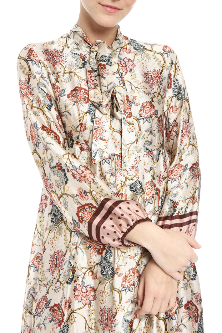Long chemiser dress Intrend Long chemiser dress Intrend